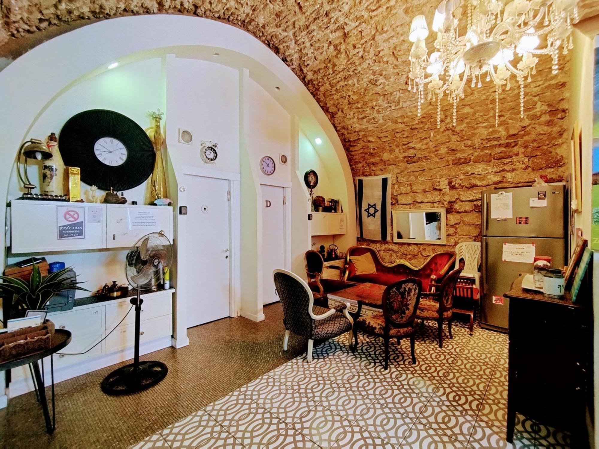 Хостел Polihosts Old Jaffa Тель-Авив Экстерьер фото