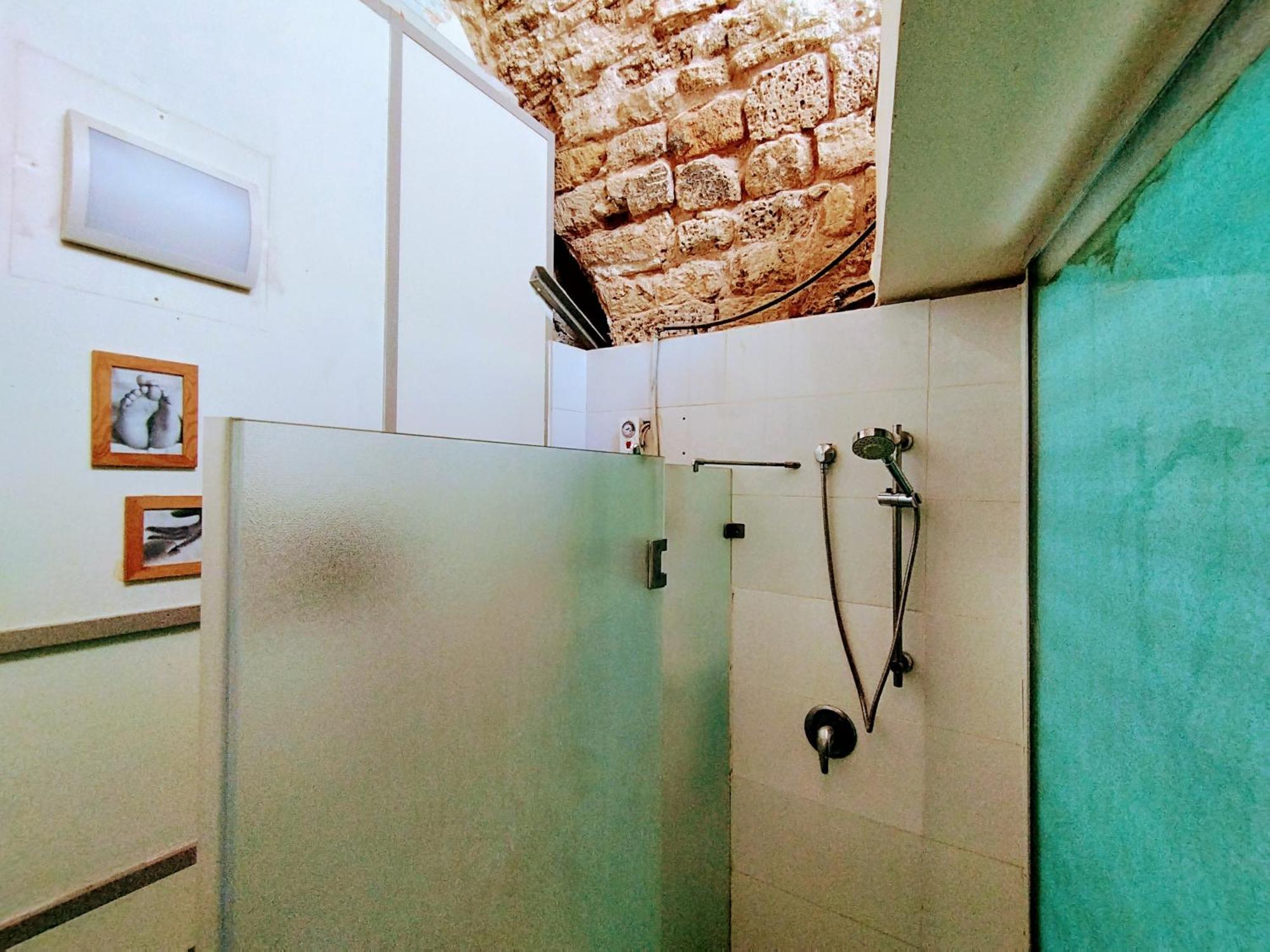 Хостел Polihosts Old Jaffa Тель-Авив Экстерьер фото